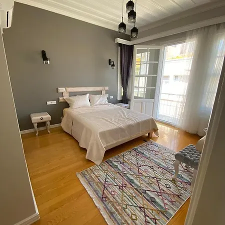 White Island Boutique * Adalar